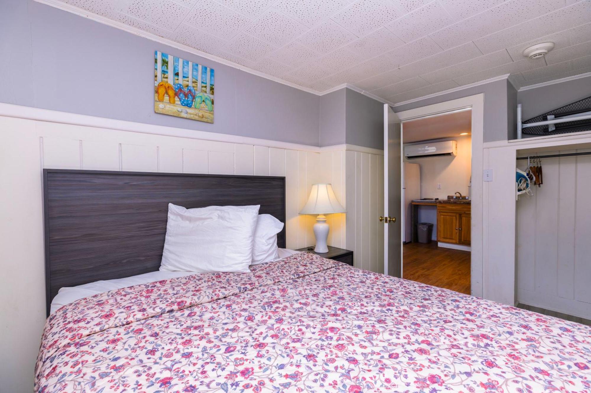 Ne'R Beach Motel Wells Eksteriør bilde